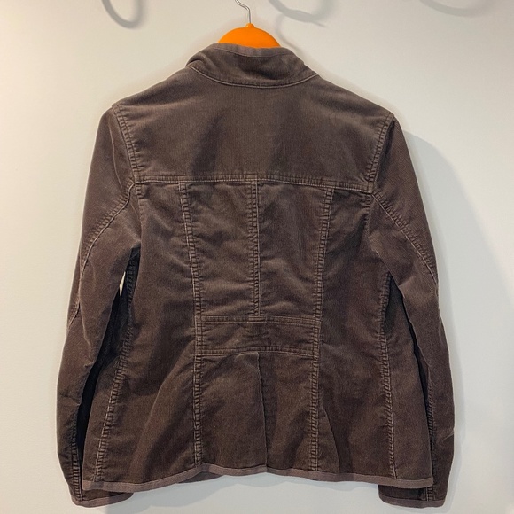 L.L. Bean corduroy jacket ladies size medium. - Picture 4 of 6
